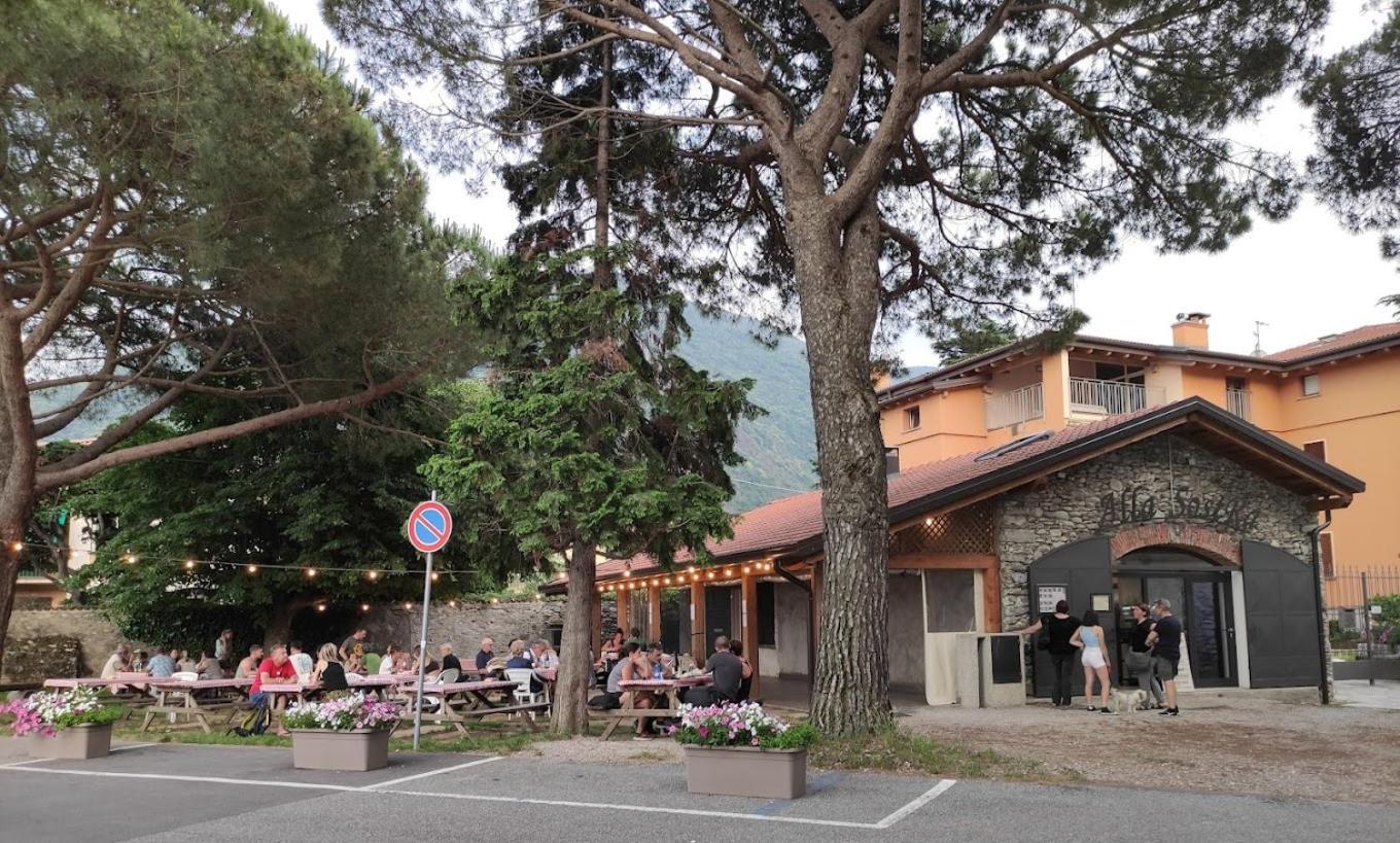 Апартаменты Casa Di Ale E Bea Дервио Экстерьер фото